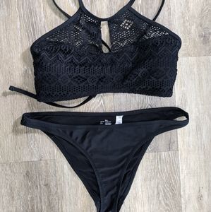 American Eagle Aerie black bottoms neck bikini set